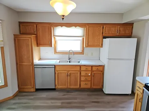 7613 Fairfield Road Brooklyn Park MN 55444