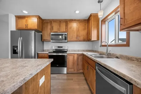 885 Tall Grass Court Wanamingo MN 55983