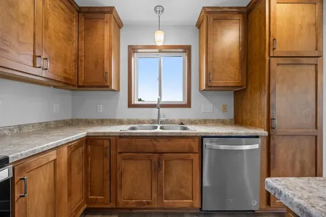 885 Tall Grass Court Wanamingo MN 55983