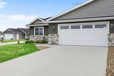 885 Tall Grass Court Wanamingo MN 55983