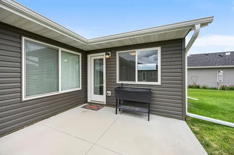 885 Tall Grass Court Wanamingo MN 55983