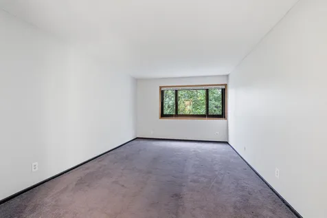 4120 Parklawn Avenue Edina MN 55435