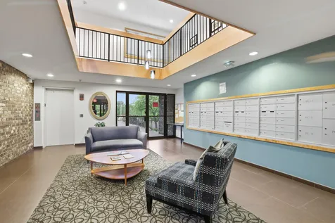 4120 Parklawn Avenue Edina MN 55435