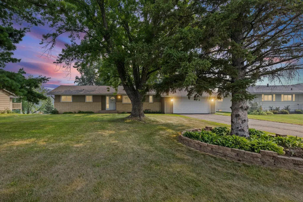 5310 Credit River Road SE Prior Lake MN 55372