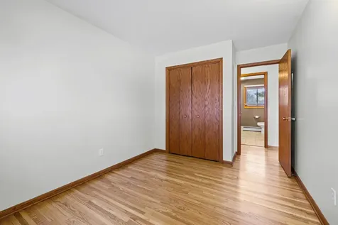 5310 Credit River Road SE Prior Lake MN 55372