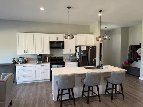 1740 Bay Oaks Drive Albert Lea MN 56007