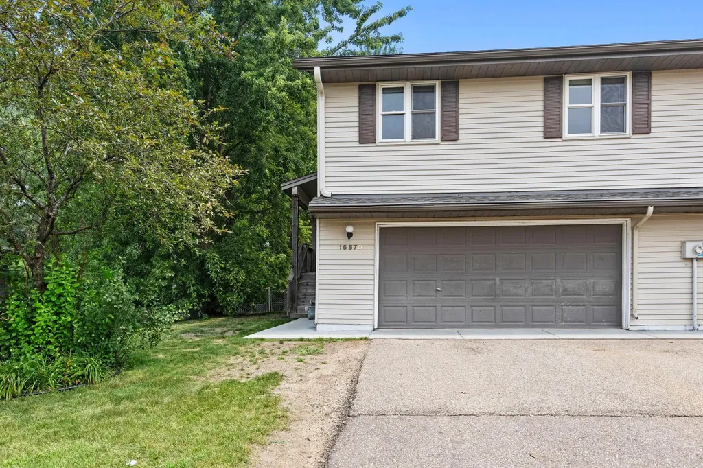 16870 Glencoe Avenue Lakeville MN 55044
