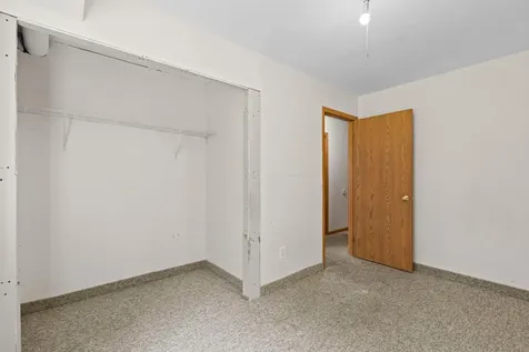 16870 Glencoe Avenue Lakeville MN 55044