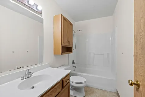 16870 Glencoe Avenue Lakeville MN 55044