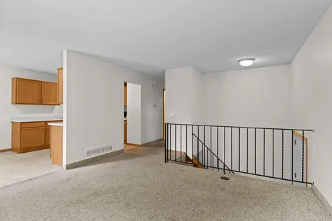 16870 Glencoe Avenue Lakeville MN 55044