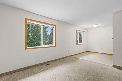16870 Glencoe Avenue Lakeville MN 55044