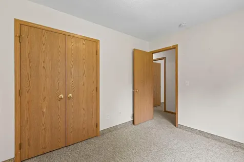 16870 Glencoe Avenue Lakeville MN 55044