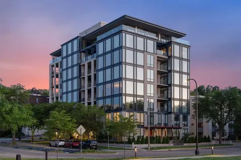 301 Kenwood Parkway Minneapolis MN 55403