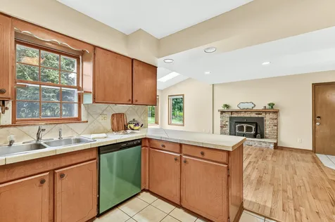 1009 19th Street NE Rochester MN 55906