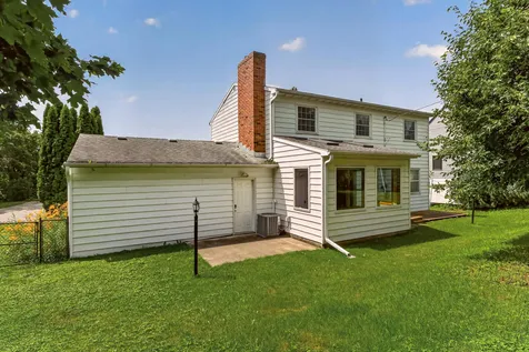 1009 19th Street NE Rochester MN 55906