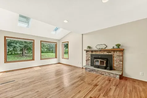 1009 19th Street NE Rochester MN 55906