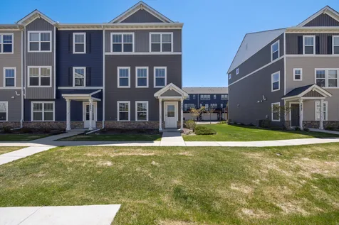 5863 156th Street W Apple Valley MN 55124