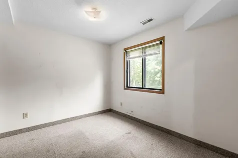 16884 Glencoe Avenue Lakeville MN 55044