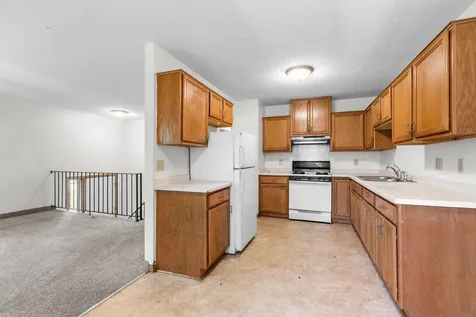 16884 Glencoe Avenue Lakeville MN 55044