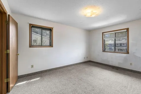 16884 Glencoe Avenue Lakeville MN 55044
