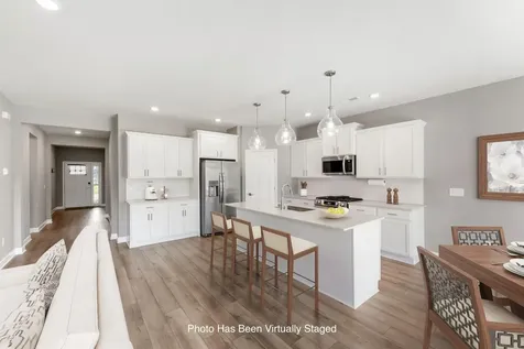 7609 Upper 38th Street N Oakdale MN 55128