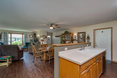 1355 Adams Street Mankato MN 56001
