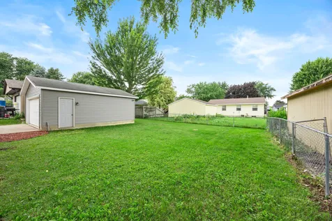 2043 42nd Street NW Rochester MN 55901
