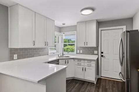 3104 Silver Lake Road NE Saint Anthony MN 55418