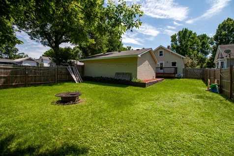 102 W Beech Avenue W Fergus Falls MN 56537