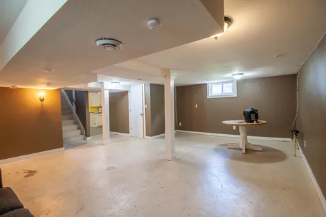 102 W Beech Avenue W Fergus Falls MN 56537