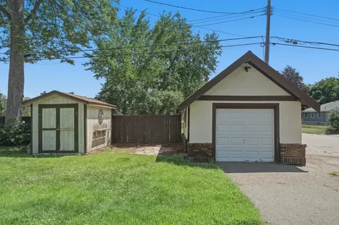 4100 Vera Cruz Avenue N Robbinsdale MN 55422