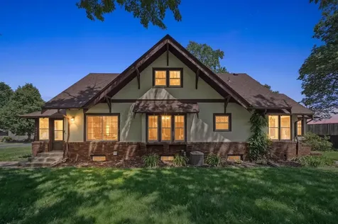 4100 Vera Cruz Avenue N Robbinsdale MN 55422