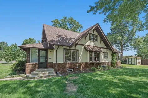 4100 Vera Cruz Avenue N Robbinsdale MN 55422