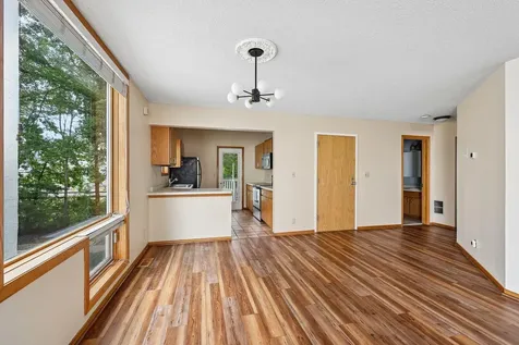 3058 Lake Shore Drive Minneapolis MN 55416