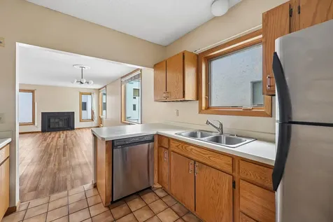 3058 Lake Shore Drive Minneapolis MN 55416