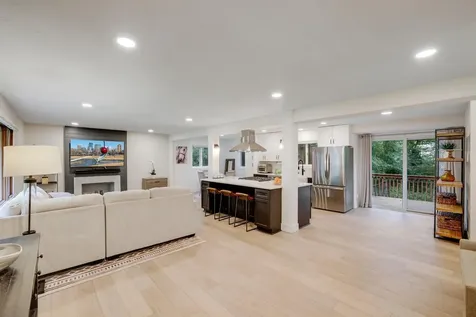 15801 Day Place Minnetonka MN 55345