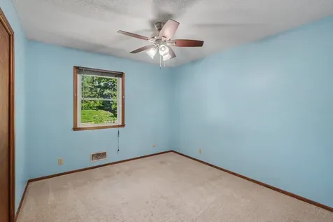 2480 14th Avenue E North Saint Paul MN 55109