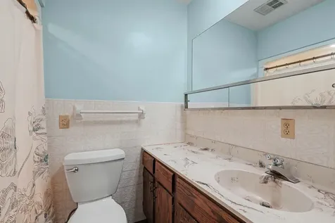 2480 14th Avenue E North Saint Paul MN 55109