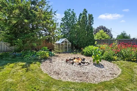 2480 14th Avenue E North Saint Paul MN 55109