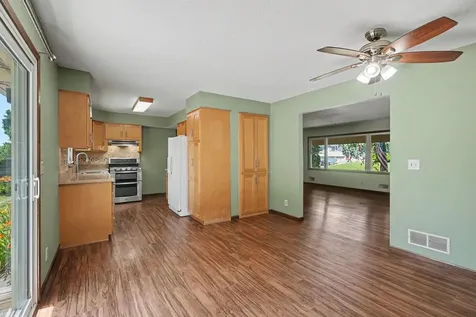 2480 14th Avenue E North Saint Paul MN 55109