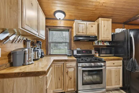 41 Bowman Street Stewart MN 55385