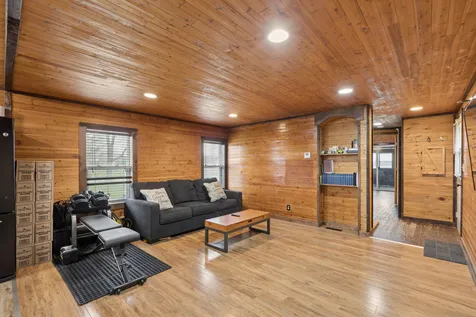 41 Bowman Street Stewart MN 55385