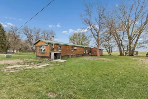 41 Bowman Street Stewart MN 55385
