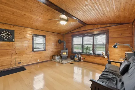 41 Bowman Street Stewart MN 55385