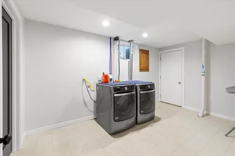 9131 Annapolis Lane N Maple Grove MN 55369