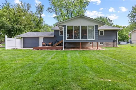 9131 Annapolis Lane N Maple Grove MN 55369