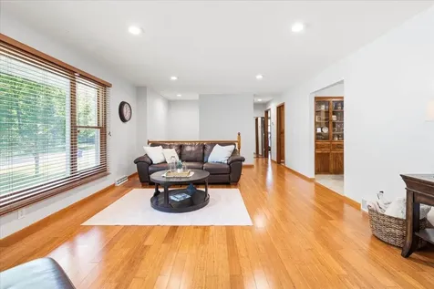 9131 Annapolis Lane N Maple Grove MN 55369