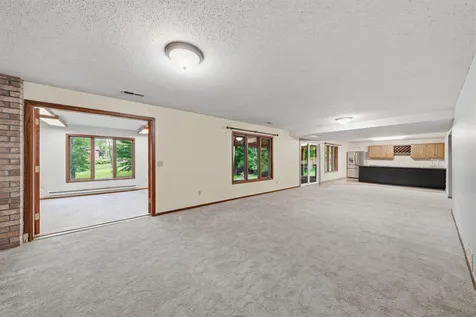 1831 Koehnen Circle Excelsior MN 55331