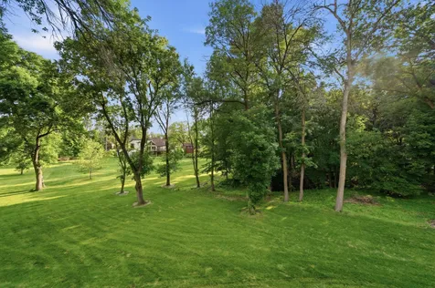 1831 Koehnen Circle Excelsior MN 55331