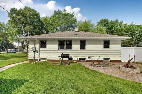 916 River Avenue S Sauk Rapids MN 56379